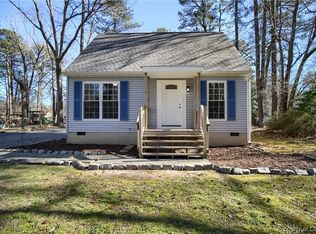 6473 Jones Creek Dr, Gloucester, VA 23061