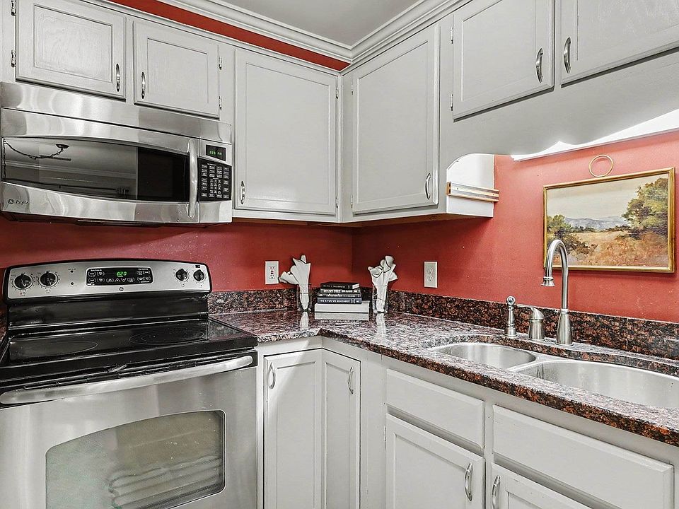 2nd image of 2217 New Garden Rd APT C