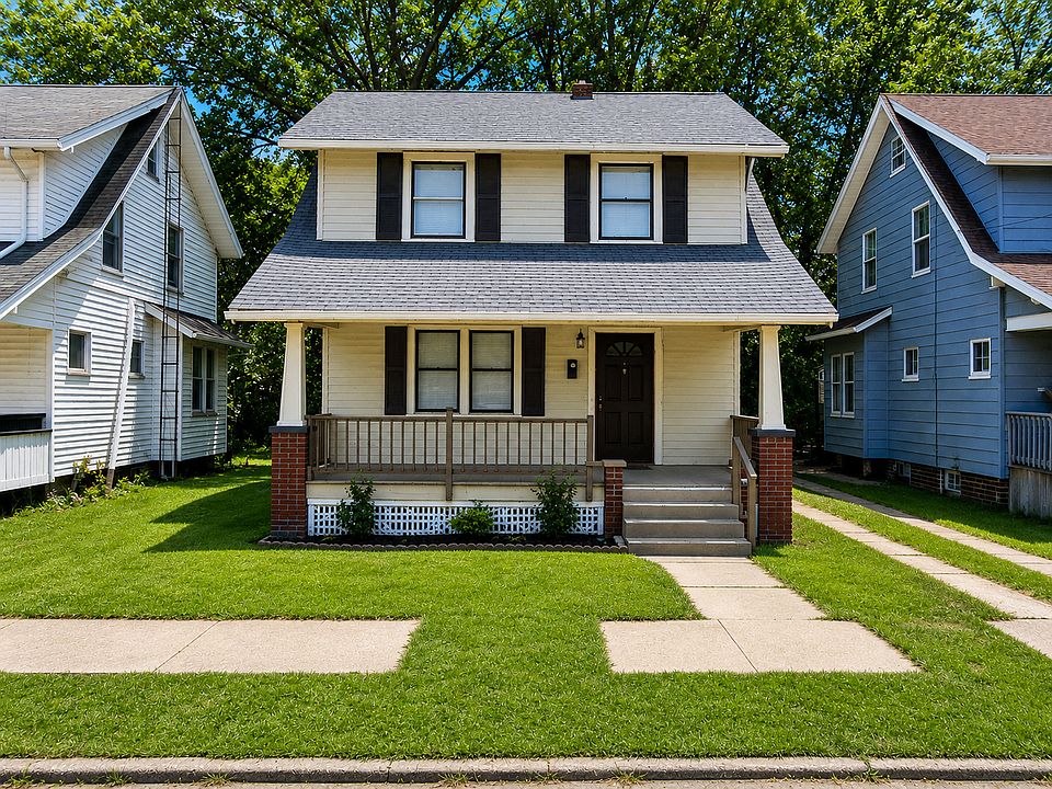 1st image of 1658 Grace Ave NE