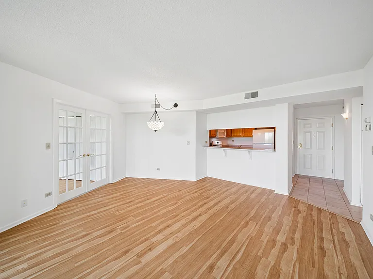 511 Aurora Ave #615 — Photo 8
