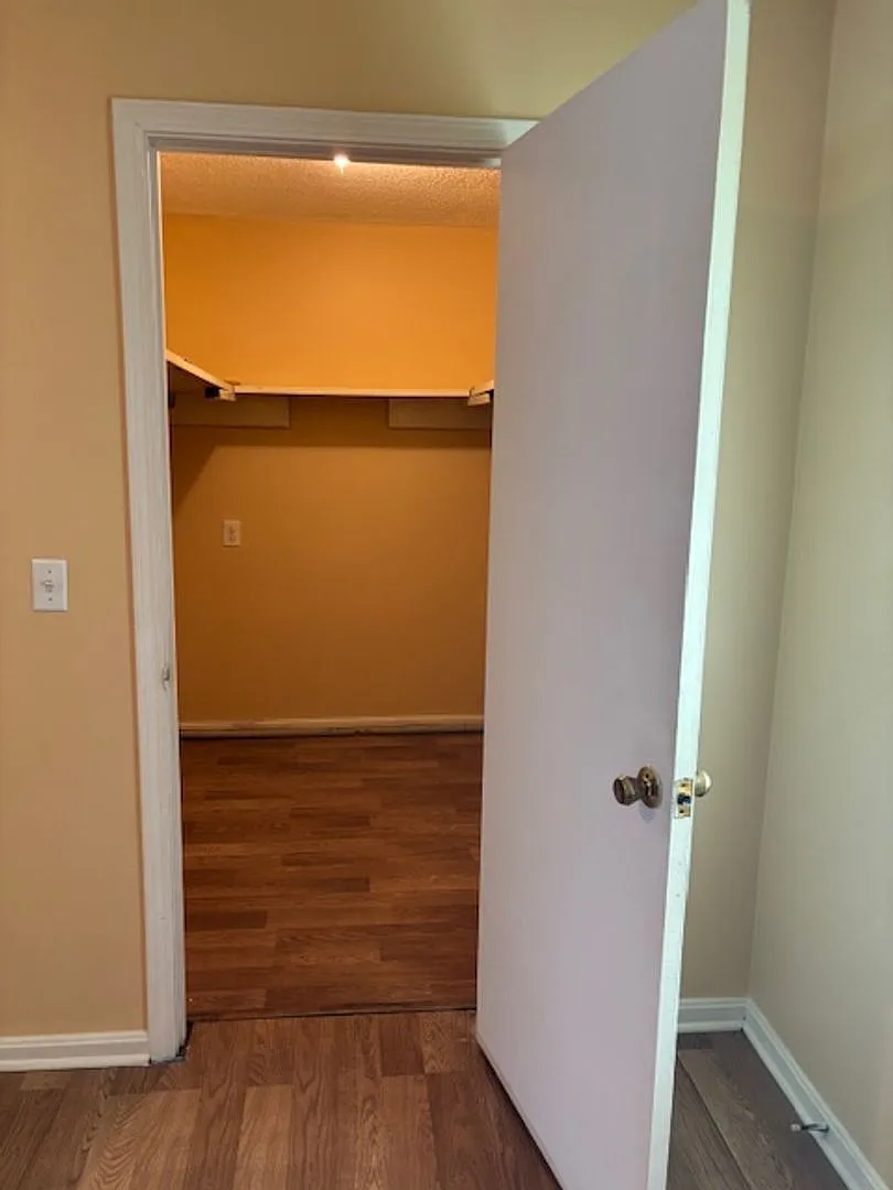 844 Washington Avenue — Photo 3