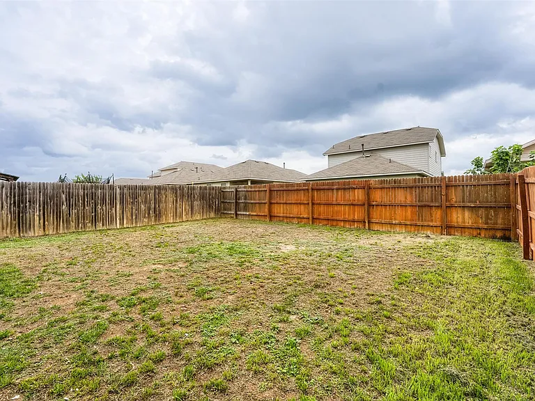 3509 Conyers Ln — Photo 16