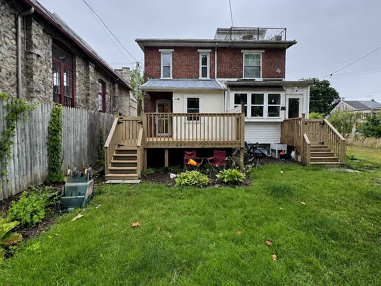 122 Brandywine Ave — Photo 9