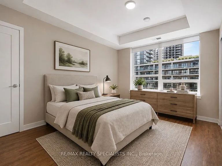 5105 Hurontario St #308 — Photo 15