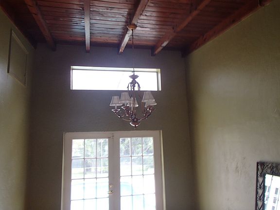 4th image of 531 Nightingale Ave