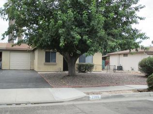2399 W San Bernardo Ave, Hemet, CA 92545