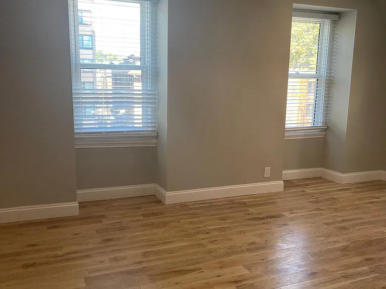 509 S 42nd St #3 — Photo 7