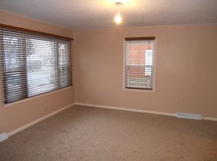 5701 Acres Rd, Sylvania, OH 43560