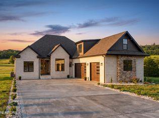 210 Big Oak Dr, Kingston, TN 37763