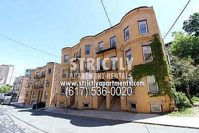 2nd image of 8 Webley St #3