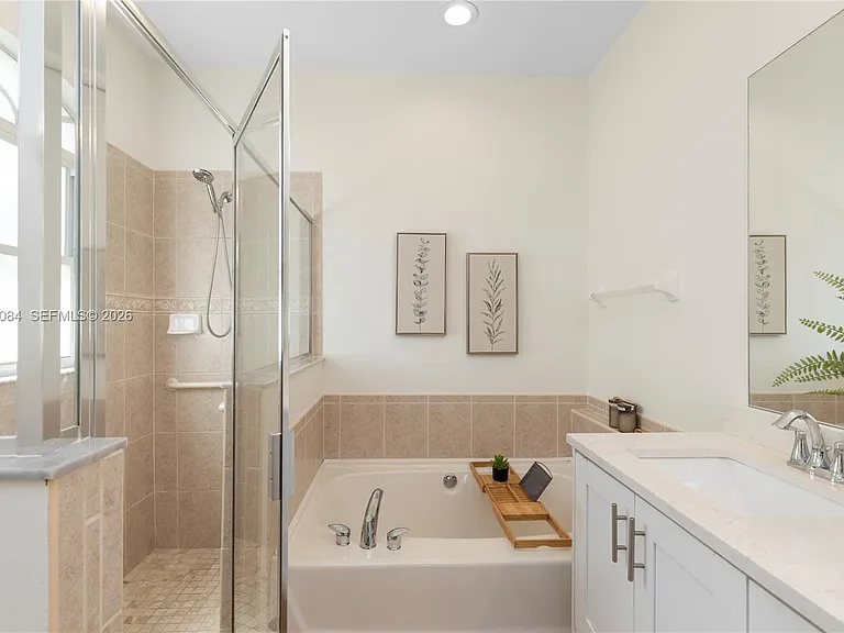 1896 Crestview Way — Photo 59