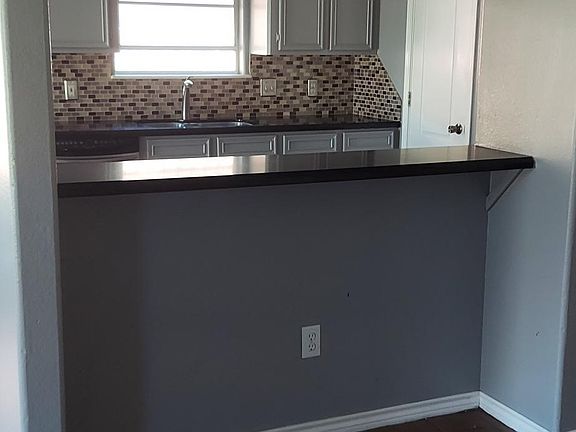 5th image of 4418 Cedar Pass Dr
