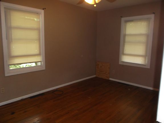 5th image of 6100 E 96th St