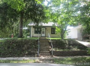 528 Broad Pl, Springfield, IL 62703