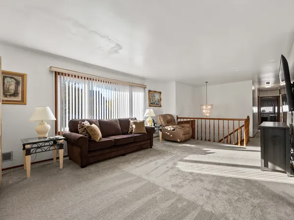 211 Woehrle Avenue image 6 of 37