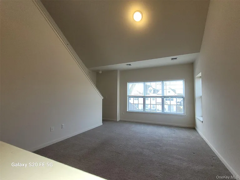 268 Ruth Ct — Photo 7
