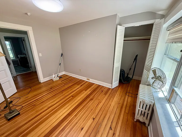 111 Nameaug Ave — Photo 17