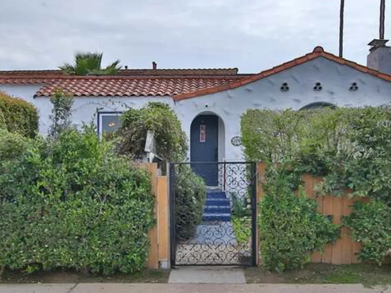 274 G St — Photo 1