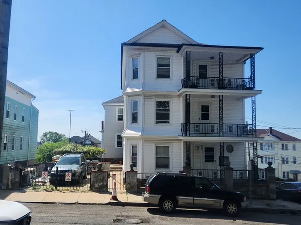 297 Union St, Fall River, MA 02721