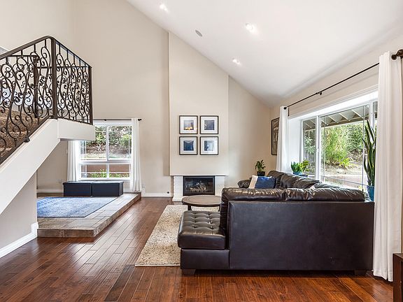 4th image of 1035 Finrod Ct