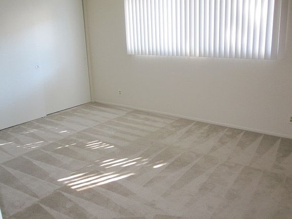 4th image of 366 S Mentor Ave APT 206