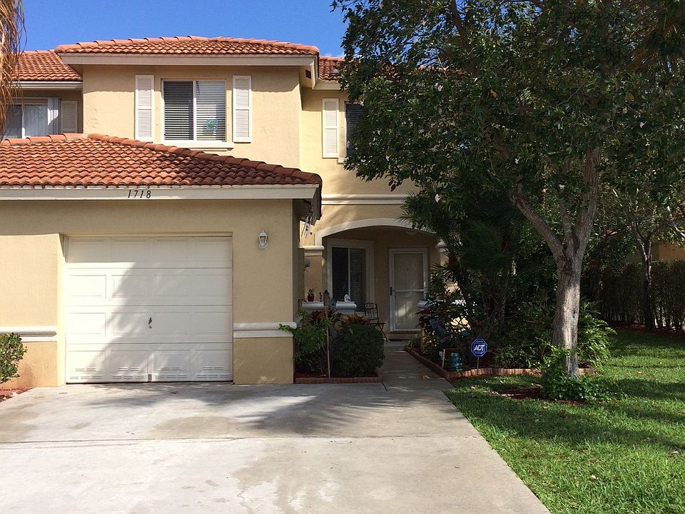 1st image of 1718 Arezzo Cir