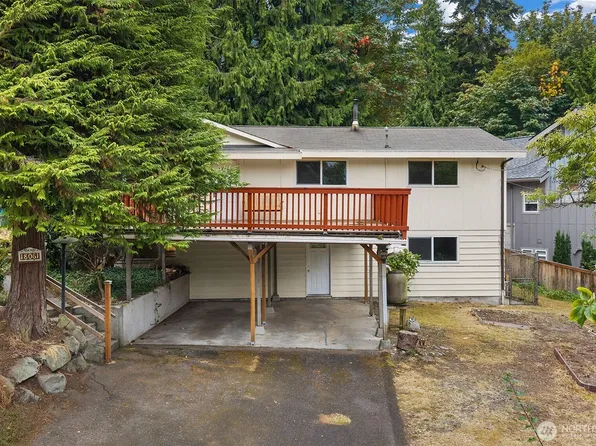 18061 28th Avenue NE, Lake Forest Park, WA 98155
