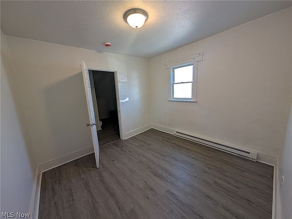 3rd image of 1339 Washington Ave