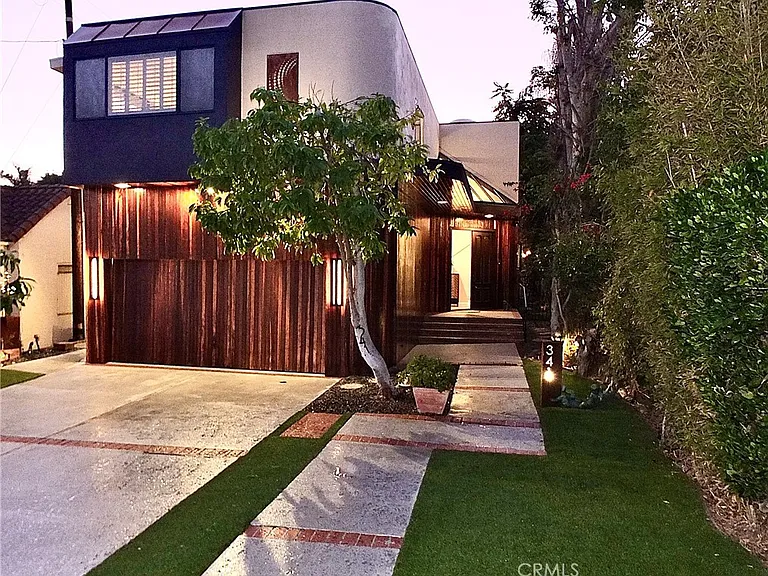 341 S Meadows Ave — Photo 9