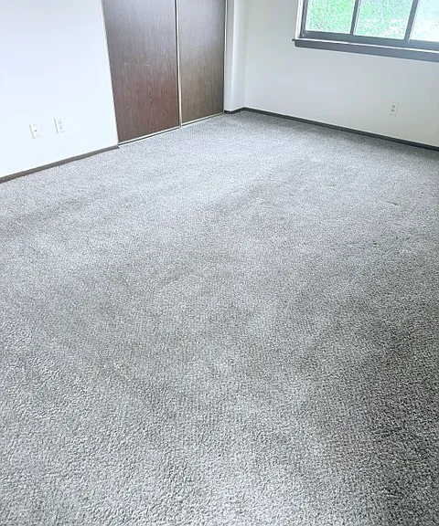 2360 E Market St #2F — Photo 11