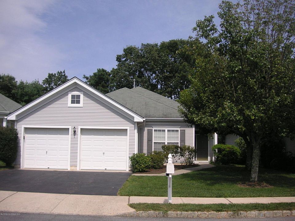 1st image of 16 Amberlands Ct