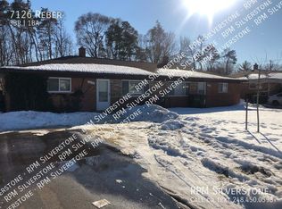 7126 Reber Dr, Utica, MI 48317