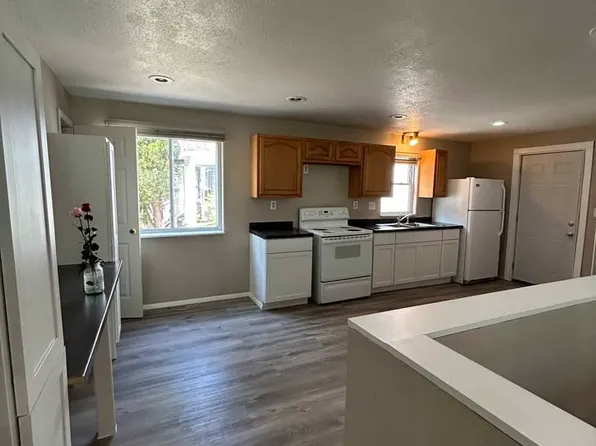 307 N 7th St, Wausau, WI 54403