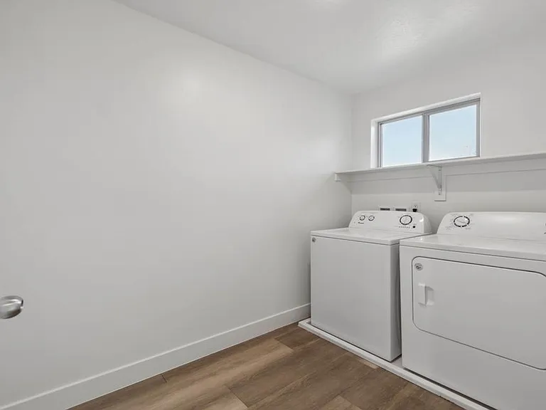 5848 S Challenger Way — Photo 42