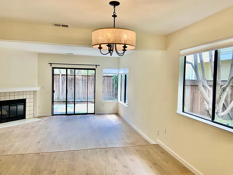 149 Oak Park Dr — Photo 10