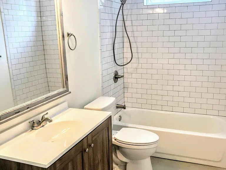 1115 Nolan St #2-2100 — Photo 7