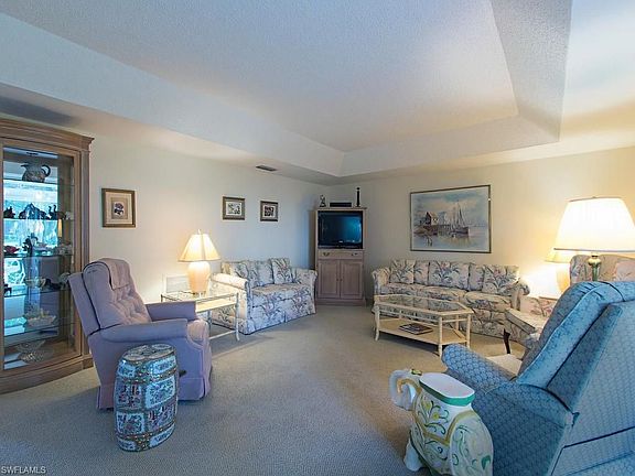 4th image of 160 Penny Ln #1023
