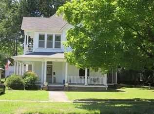 307 N College Ave, Clarksville, AR 72830