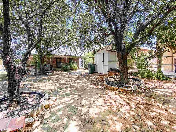 5th image of 3810 San Eduardo Ave