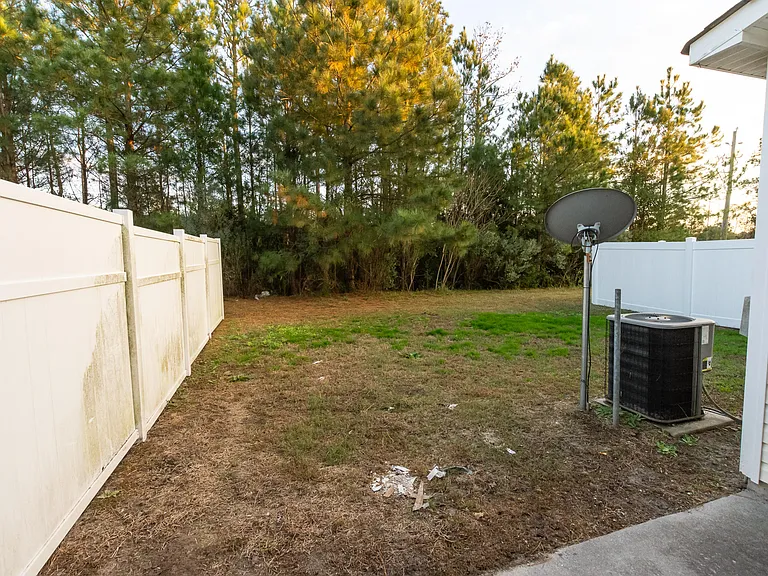 104 Streamwood Dr — Photo 25