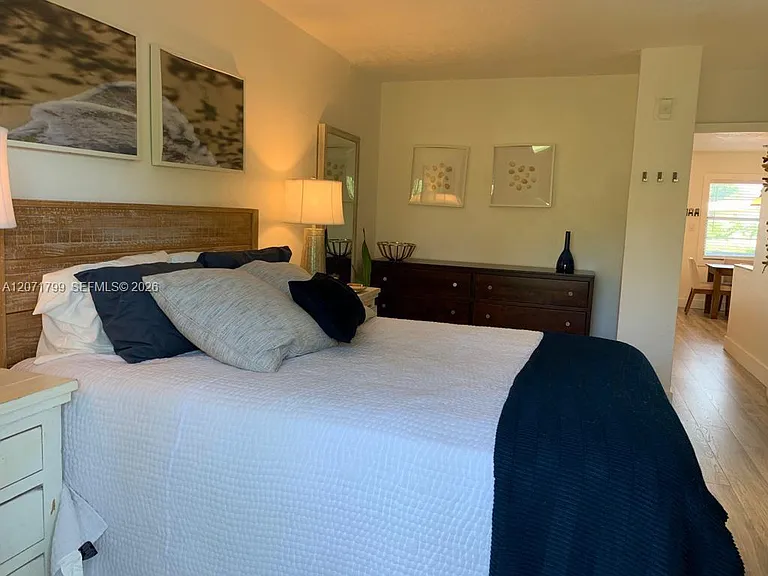 1860 Venice Park Dr #206 — Photo 9