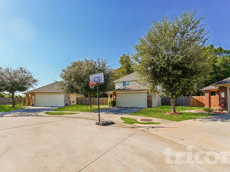 21402 Palma Grove Way — Photo 3
