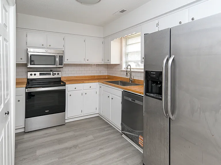156 Macon Rd — Photo 7