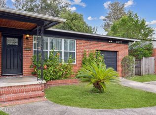 6537 Pine Summit Dr, Jacksonville, FL 32211