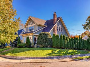 107 Nottingham Rd, Malverne, NY 11565