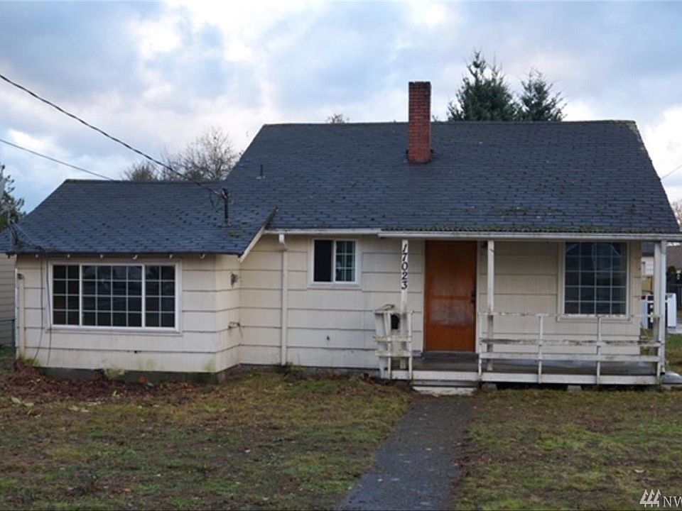 2nd image of 17023 34th Ave S