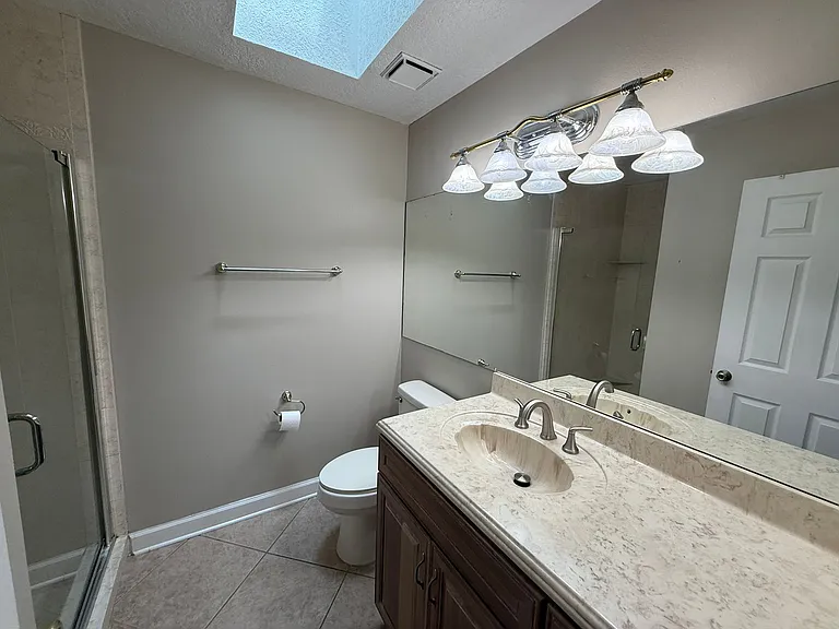 801 Heather Glen Cir — Photo 8