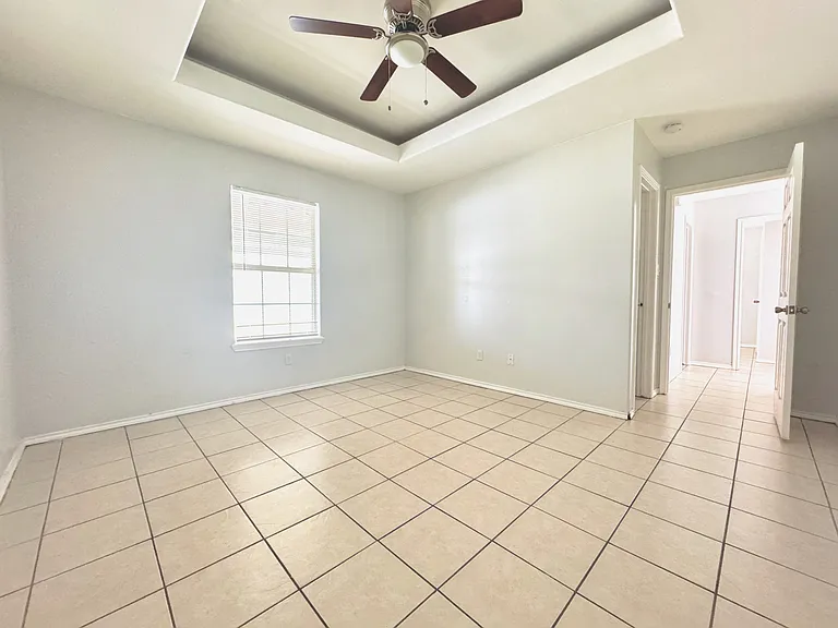 1409 Prosperity Dr #2 — Photo 6