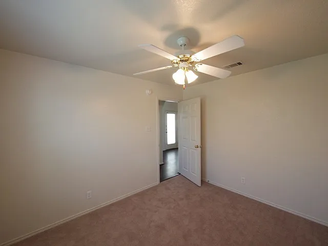 3812 Tiger Dr — Photo 17
