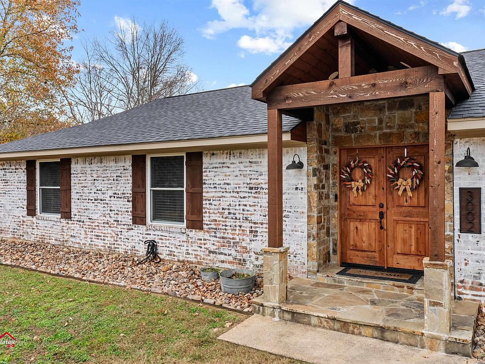 1st image of 3002 Crestwood Ln